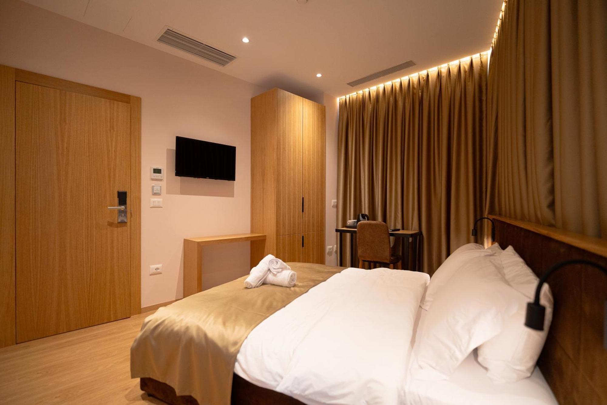 Hotel Boutique Jera ティラナ エクステリア 写真