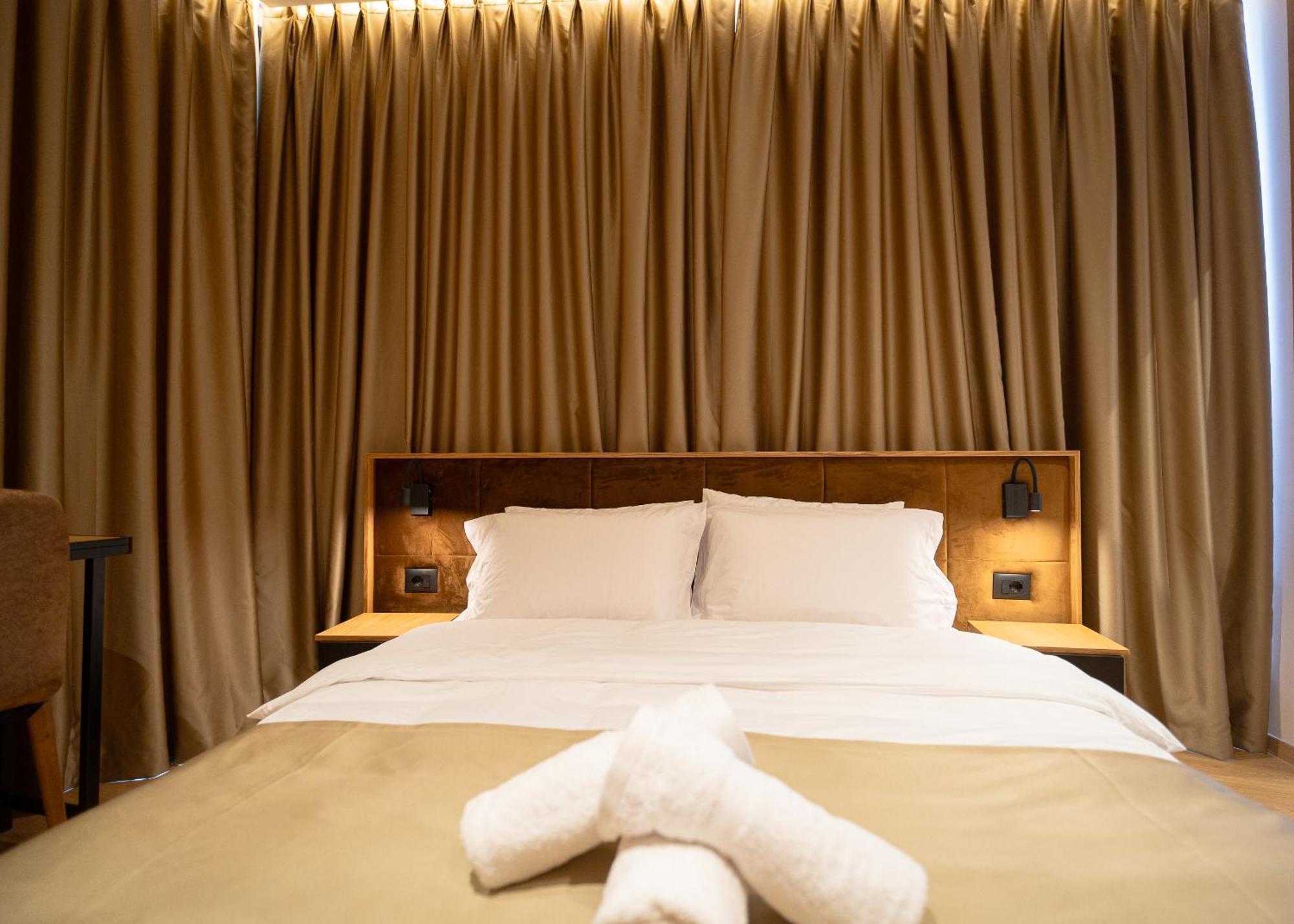Hotel Boutique Jera ティラナ エクステリア 写真