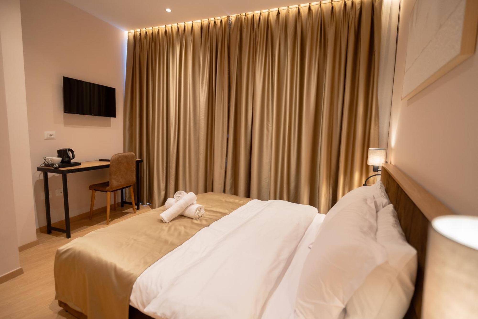 Hotel Boutique Jera ティラナ エクステリア 写真