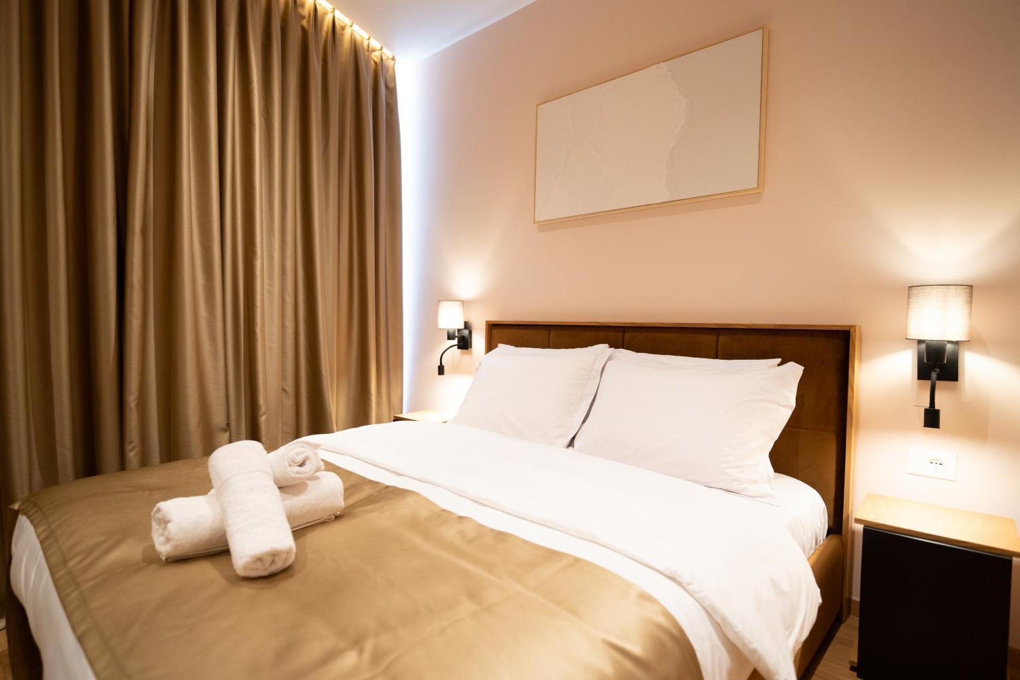 Hotel Boutique Jera ティラナ エクステリア 写真