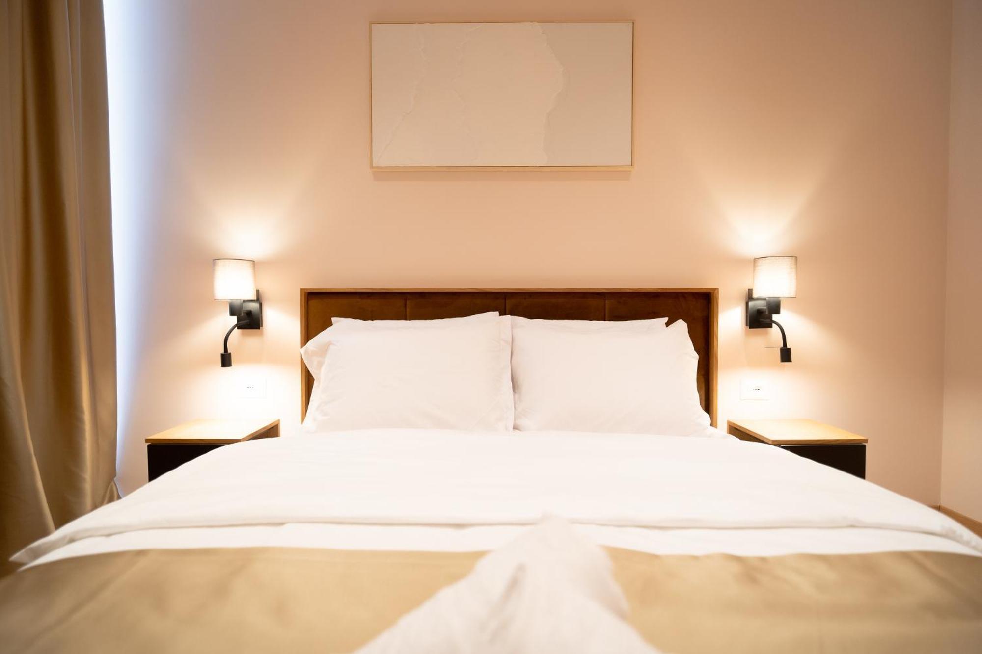 Hotel Boutique Jera ティラナ エクステリア 写真