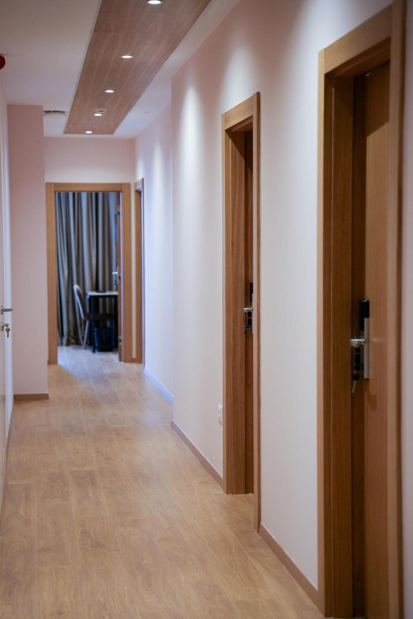 Hotel Boutique Jera ティラナ エクステリア 写真